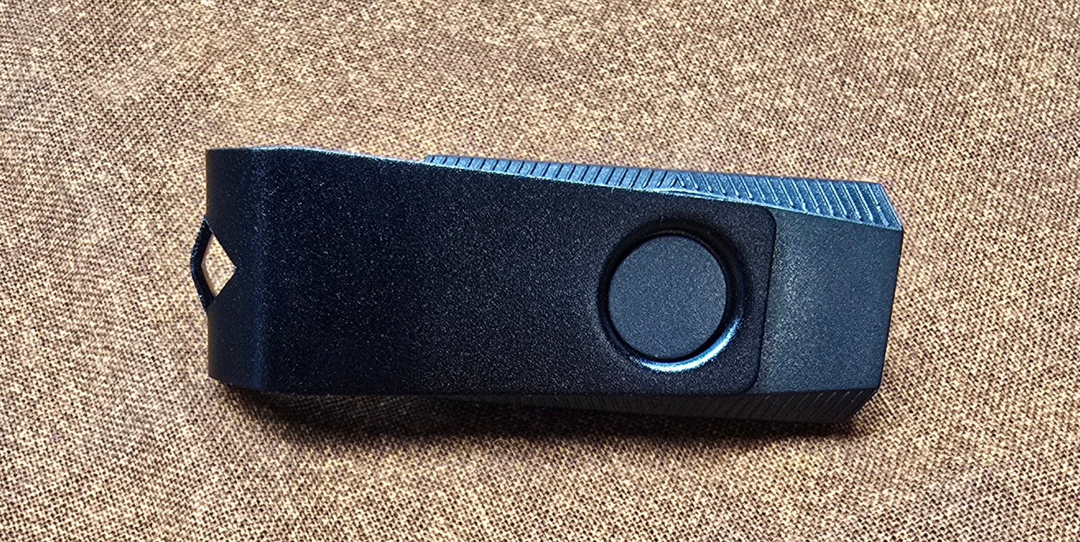 8GB USB Flash Drive