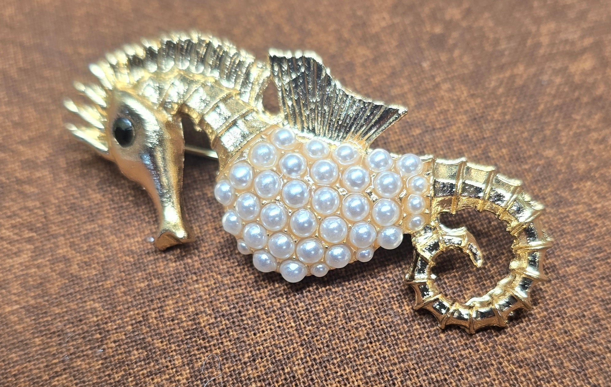 Vintage Rhinestone Brooch